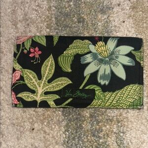 Vera Bradley Black and Green checkbook cover Holder with Floral Design